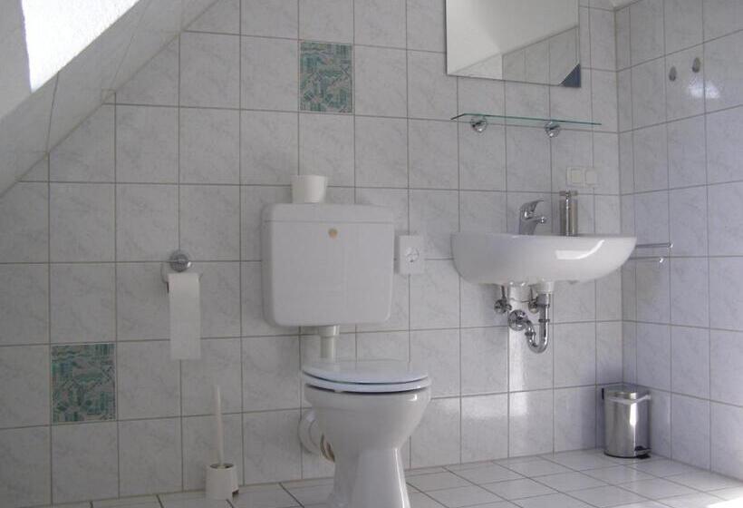 هتل Alt Vinnhorst