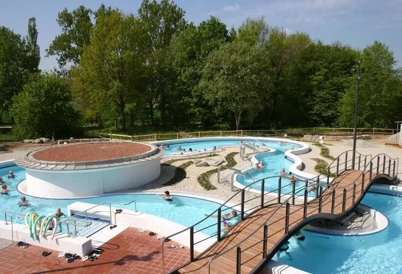 ホテル An Der Brunnader   Ihr Zuhause Im Rottal