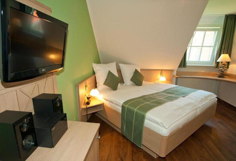 هتل Kathmeyers Landhaus Godewind