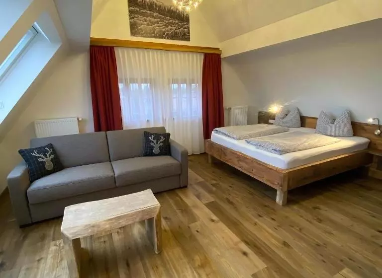 ホテル Garni Alpengruss