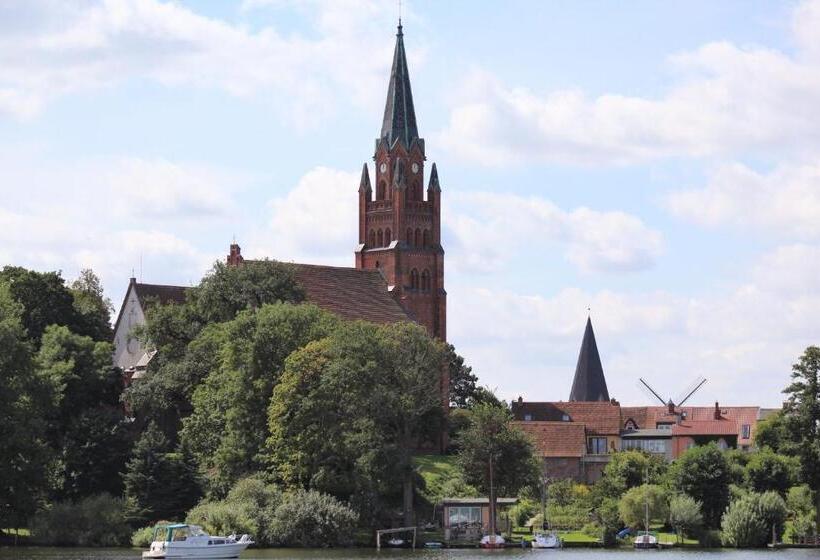 Отель Müritz Strand