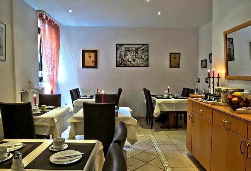 Hotelli Saarblick Mettlach