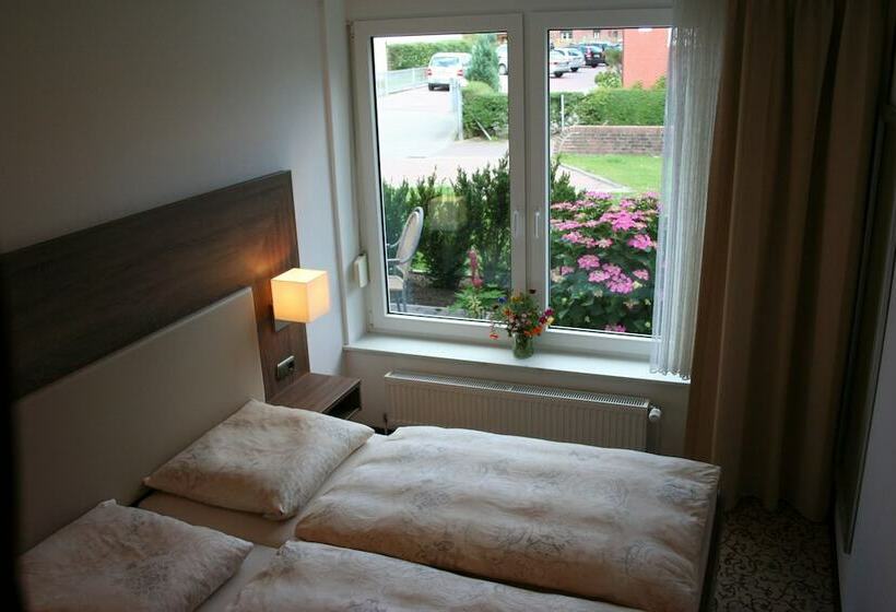 בית מלון כפרי Villa Undine