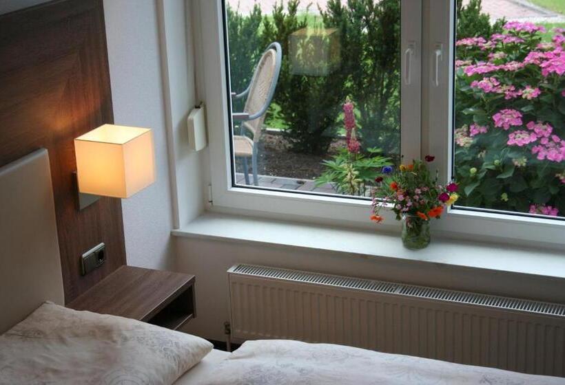 בית מלון כפרי Villa Undine