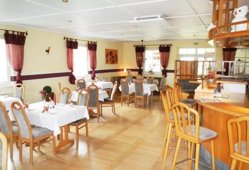 Kastanienhof Hotel Garni