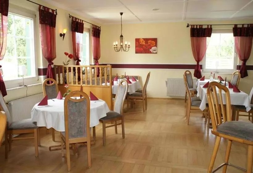 Kastanienhof Hotel Garni