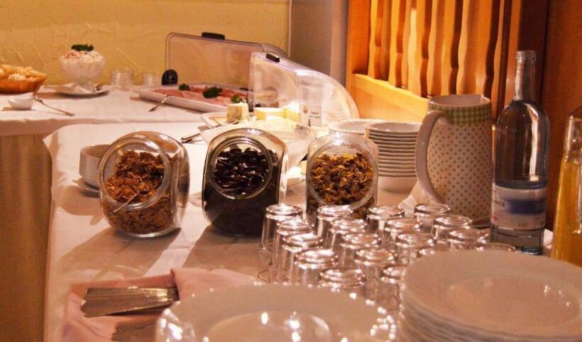 Kastanienhof Hotel Garni