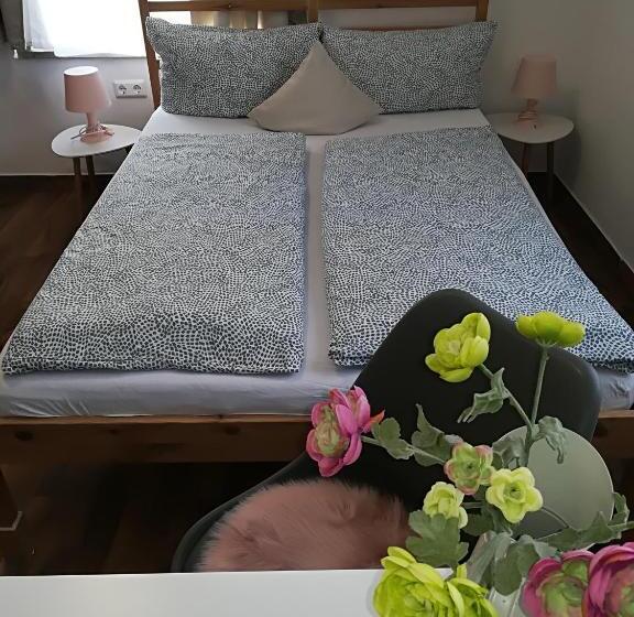 Albergue House La Neuschwanstein Blick