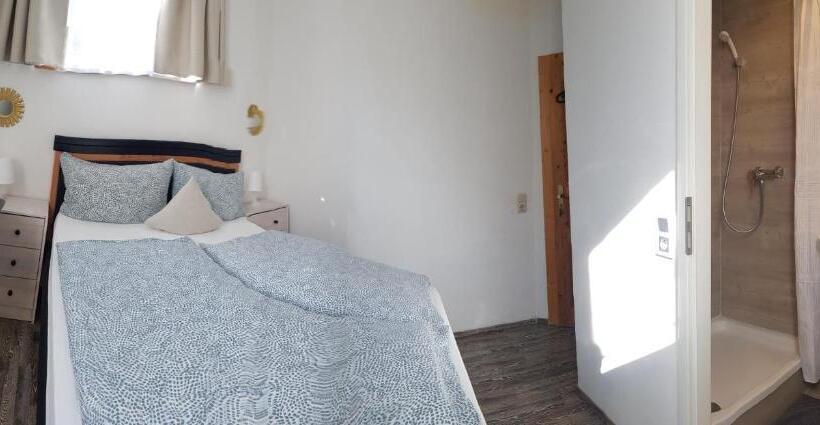 Albergue House La Neuschwanstein Blick