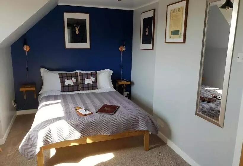 تختخواب و صبحانه Briarbank Guest House