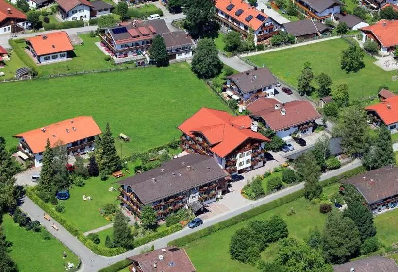 Hotelli Alpenhof Krün