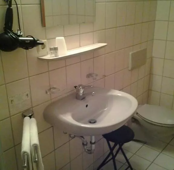 ホテル Altes Wirtshaus Fördergersdorf Bed & Breakfast