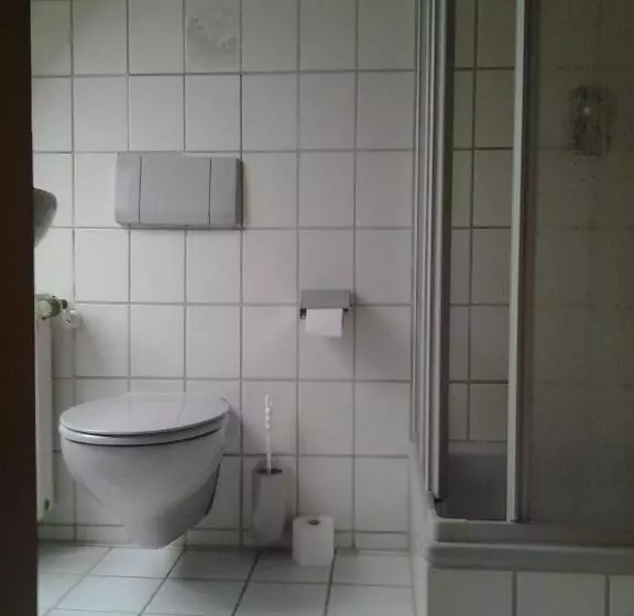 ホテル Altes Wirtshaus Fördergersdorf Bed & Breakfast