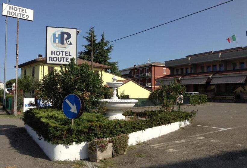 ホテル Route 9