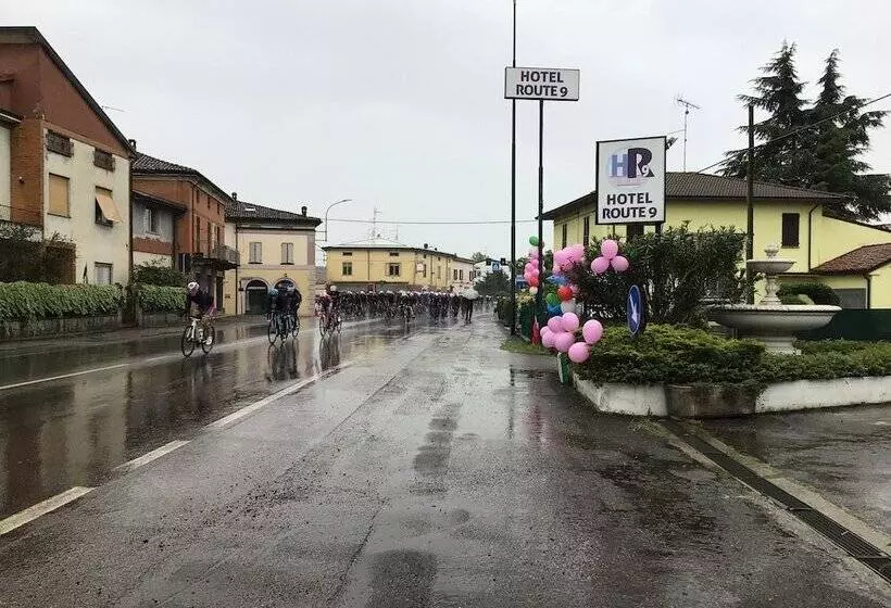 Hotelli Route 9