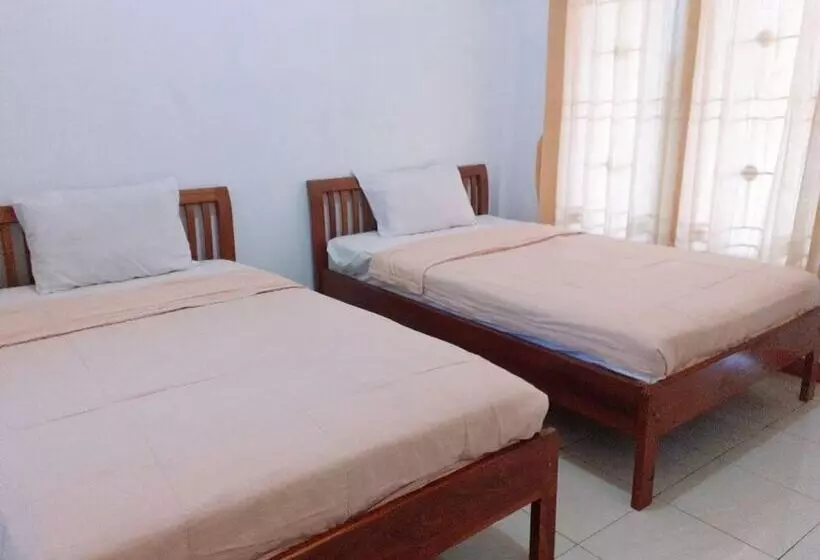 Surya Hotel Labuan Bajo