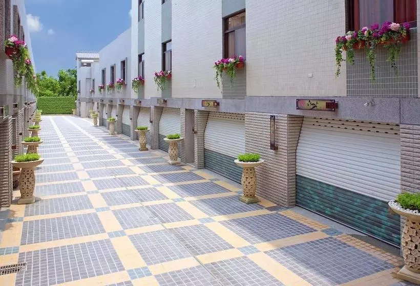 Matsuni Motel