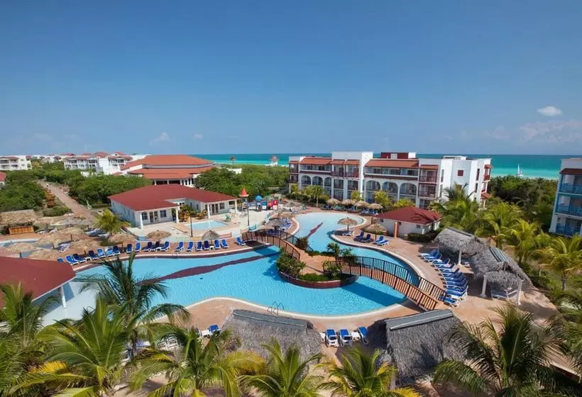 Memories Paraiso Beach Resort