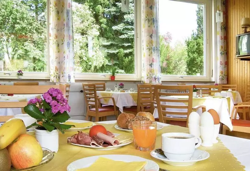 اقامتگاه Villa Spahn