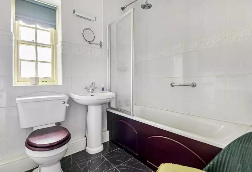 Roscrea Bed & Breakfast