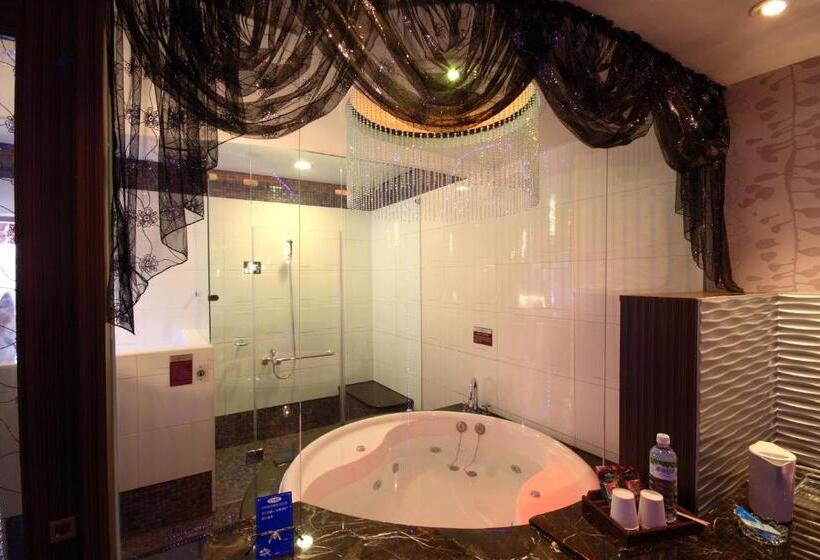 Мотель 陽明旅館