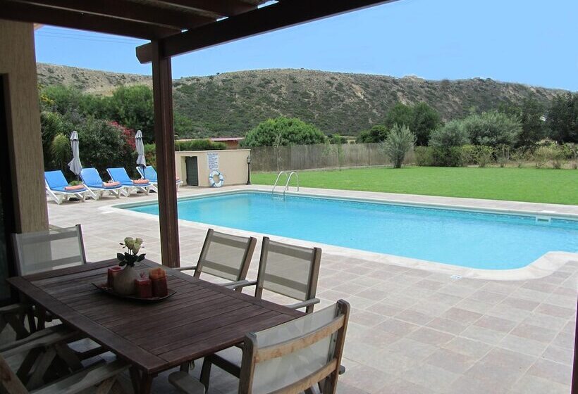 Vineland Perigiali Villa