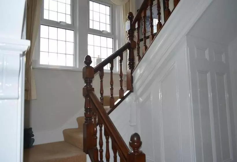 Bed and Breakfast Foy House