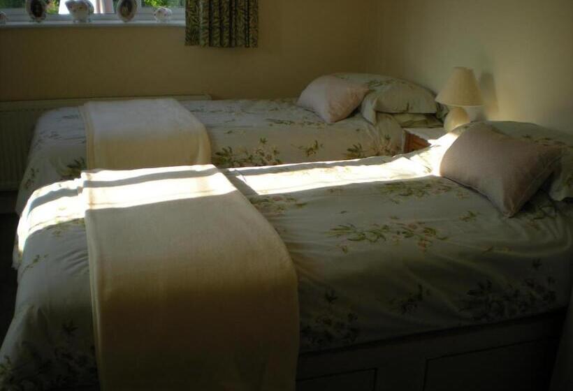 민박 Hillside Cottage