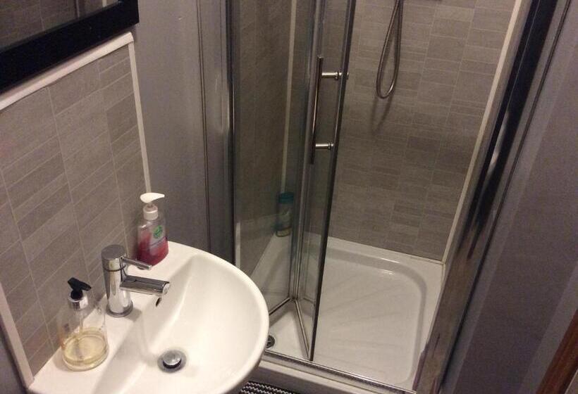 Bed and Breakfast Princes House In The Walled City