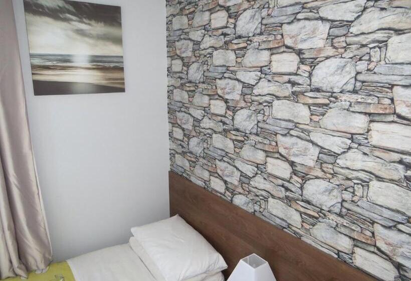 Bed and Breakfast Princes House In The Walled City