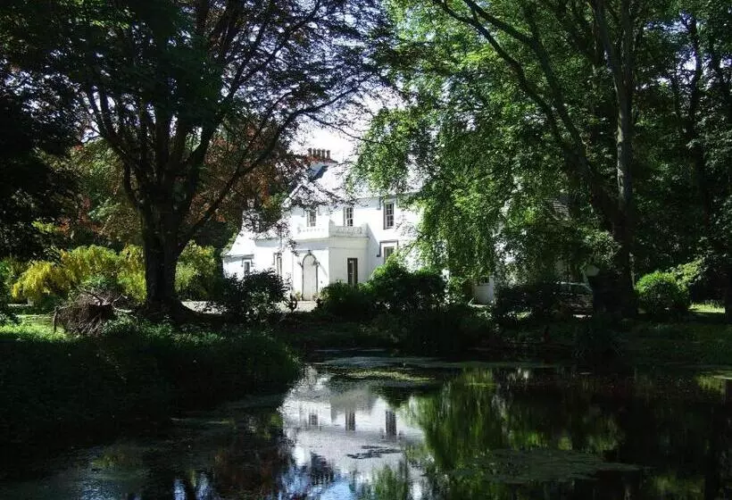 تختخواب و صبحانه Thrumster House