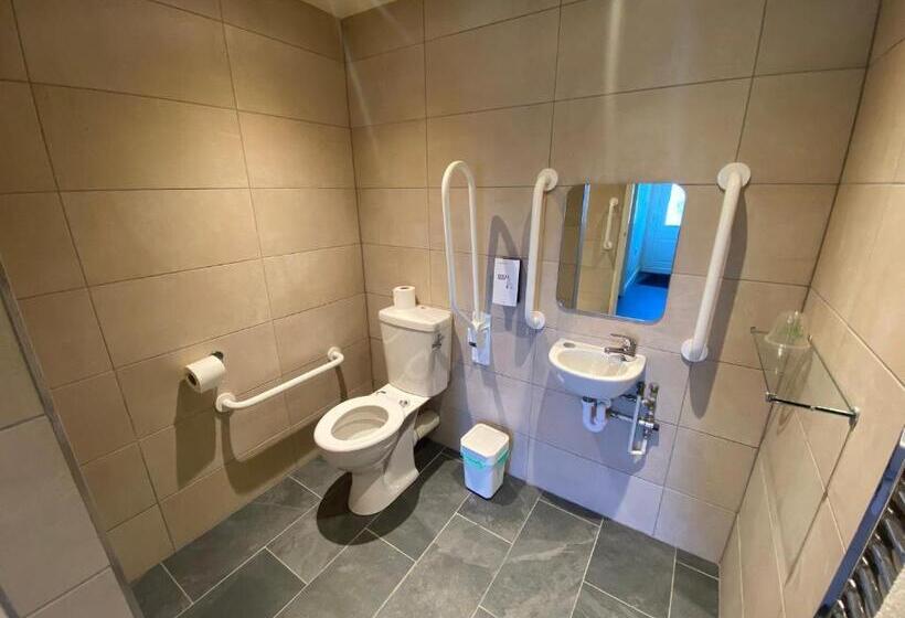 Croyde Bay Hotel Or Self Catering