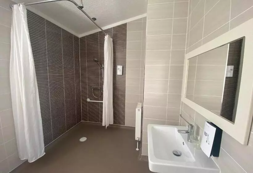 Croyde Bay Hotel Or Self Catering