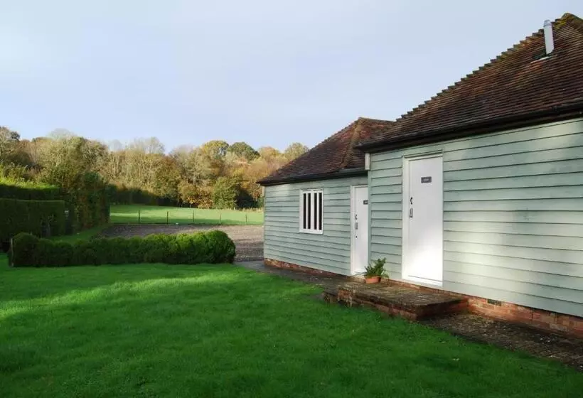 Hare & Hounds Bed & Breakfast