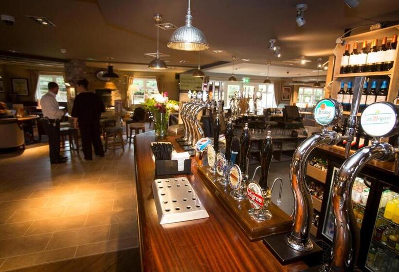 בית מלון כפרי Penny Hedge, Whitby By Marston S Inns