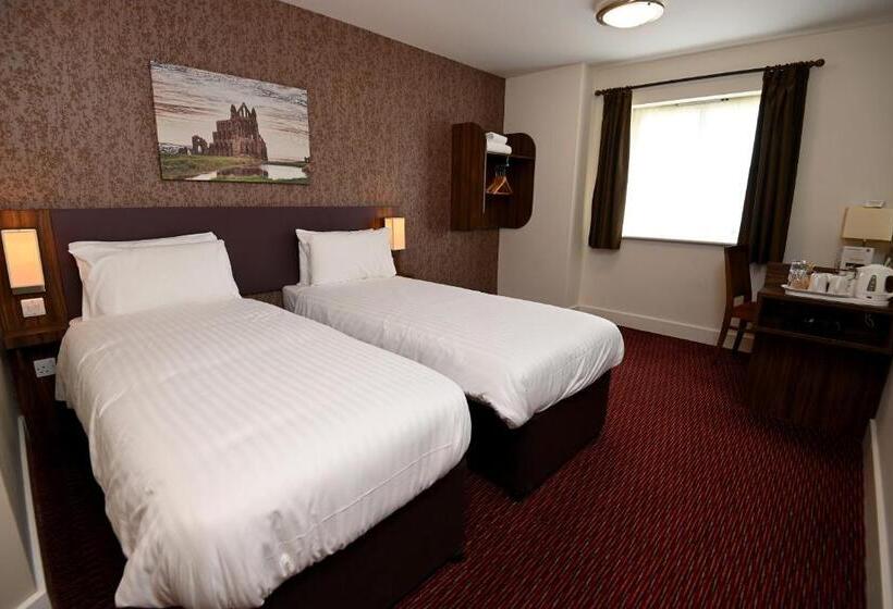 בית מלון כפרי Penny Hedge, Whitby By Marston S Inns