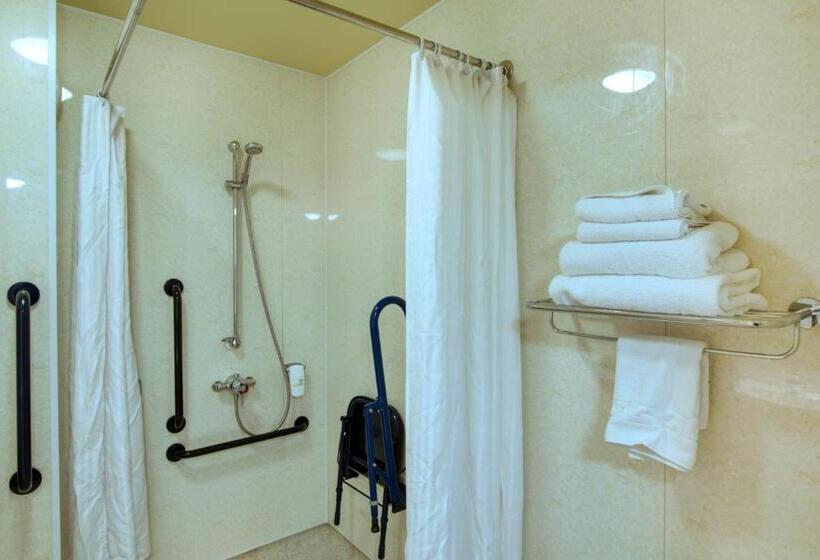 Отель Queen Of The Loch, Balloch By Marston S Inns