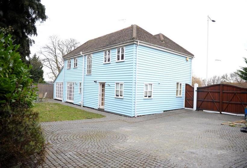 فندق The Greyhound Cottage