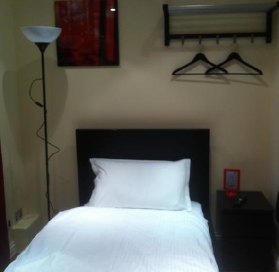 فندق The Greyhound Cottage