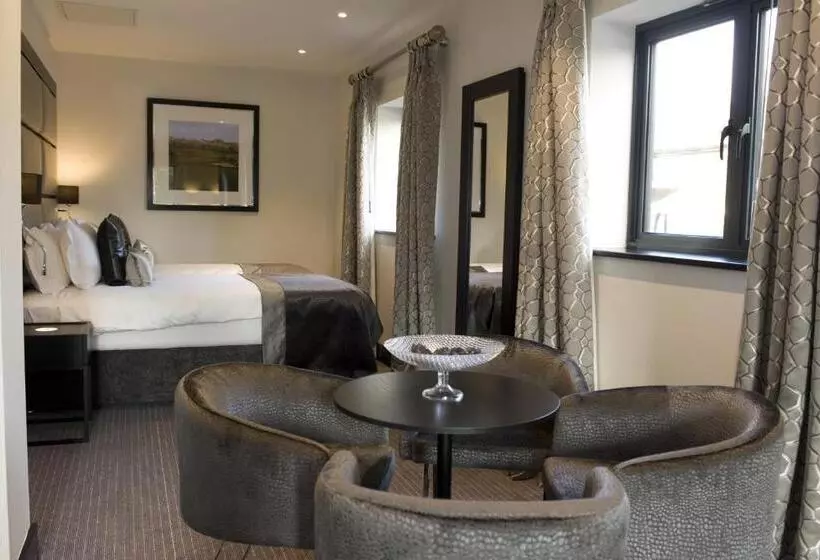 Hotel The Lodge At Kingswood