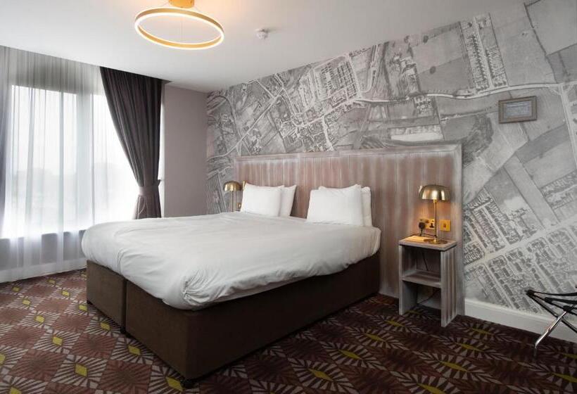 ホテル The Saxon Crown Wetherspoon