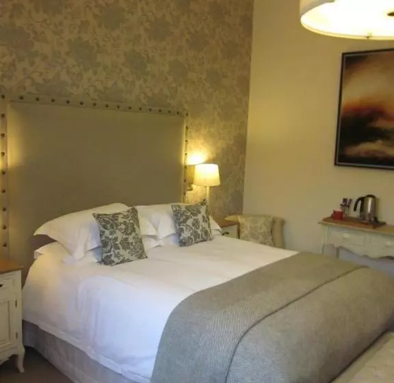 Hotel The Tytherleigh Arms
