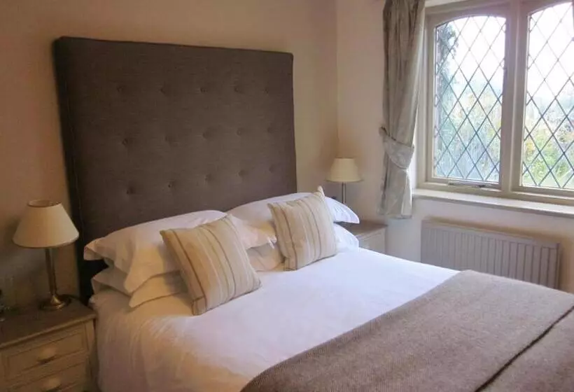 Hotel The Tytherleigh Arms