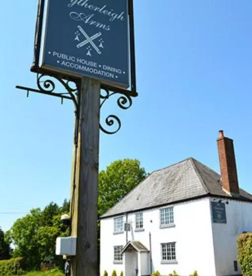 Hotel The Tytherleigh Arms