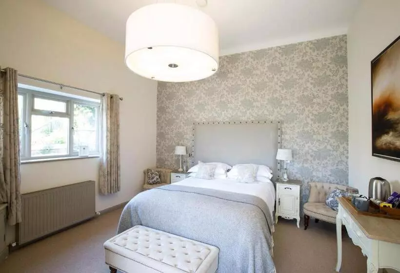 Hotel The Tytherleigh Arms