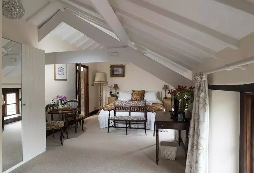 Summerhouse Bed & Breakfast