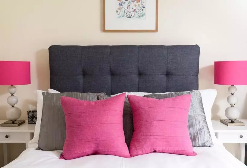 Summerhouse Bed & Breakfast