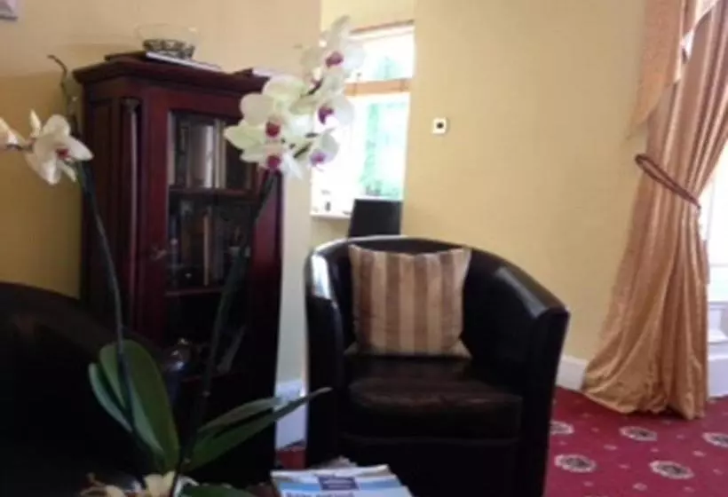 Aamiaismajoitus (B&B) Buccleuch Guest House