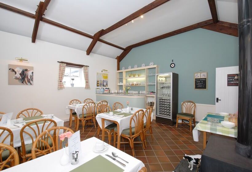 East Trewent Farm B&b