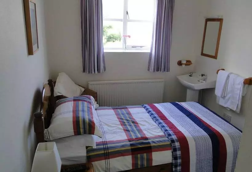 East Trewent Farm B&b